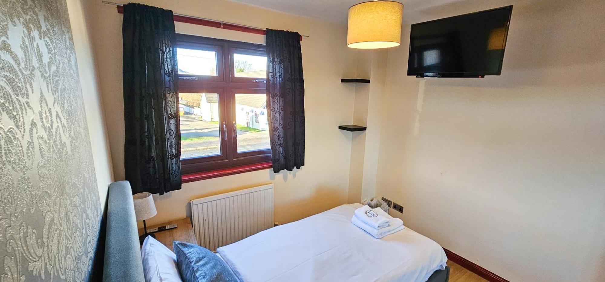 Duddingston 9 Bedroom Private House Or 9 Individual With Shared Edinburgh