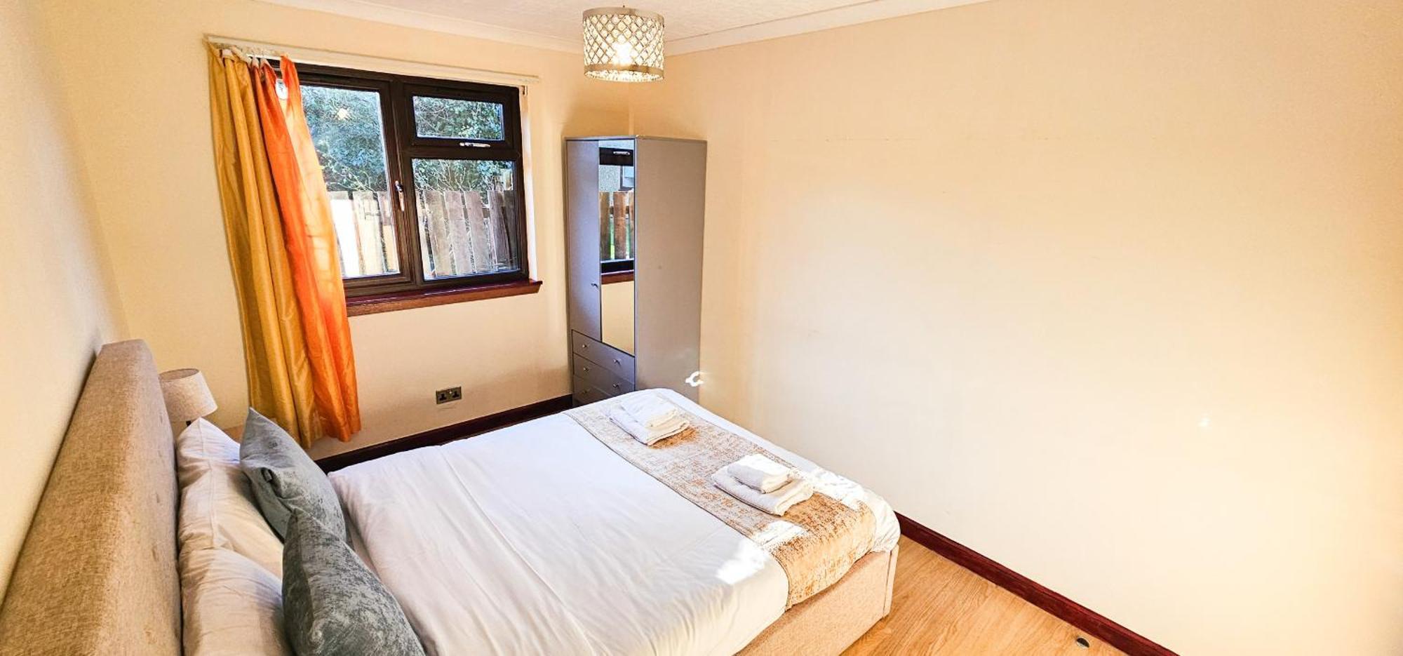 Duddingston 9 Bedroom Private House Or 9 Individual With Shared *