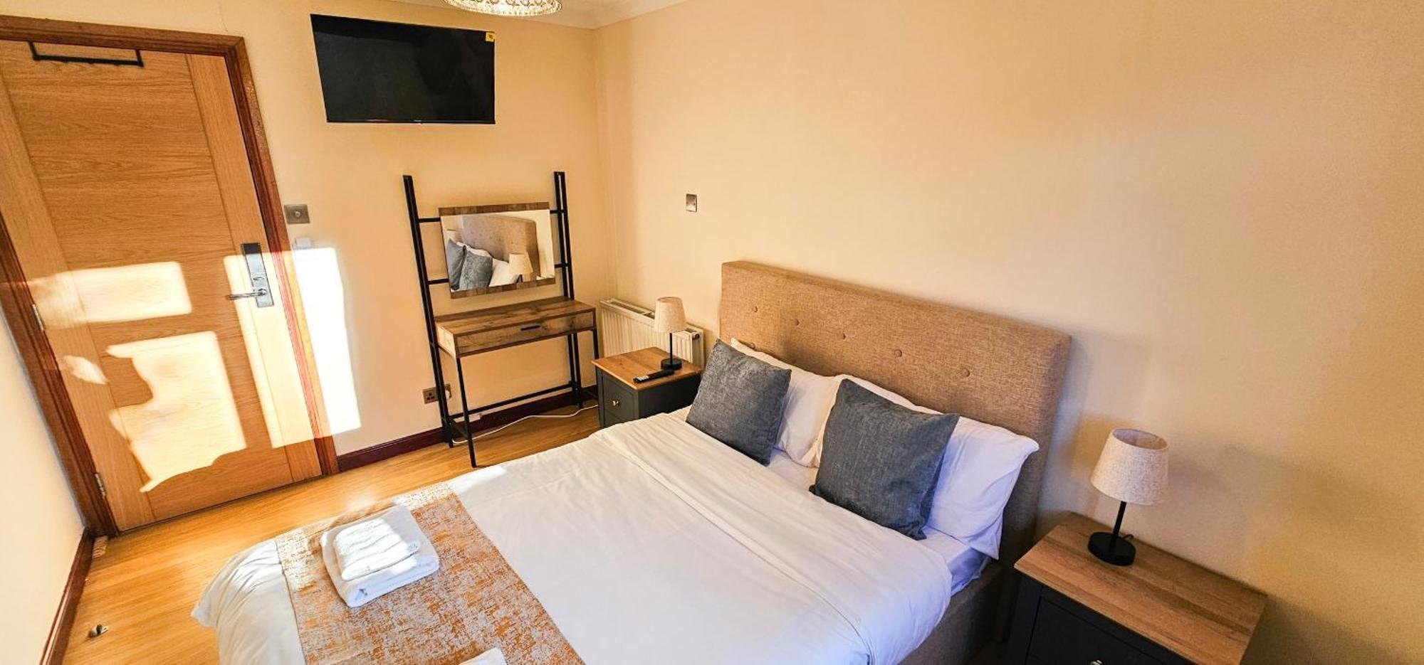 Duddingston 9 Bedroom Private House Or 9 Individual With Shared Vakantiehuis Edinburgh