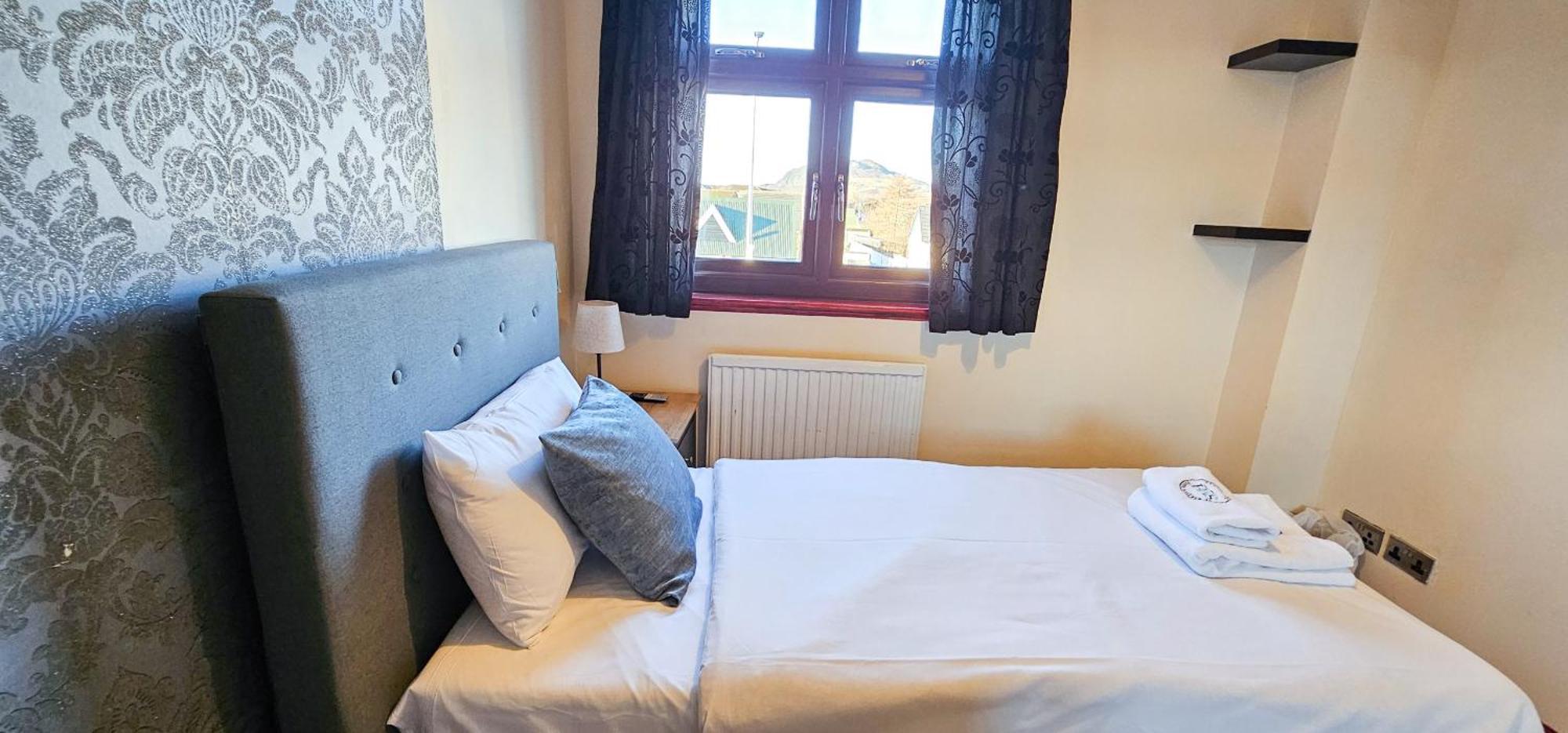 Vakantiehuis Duddingston 9 Bedroom Private House Or 9 Individual With Shared Edinburgh