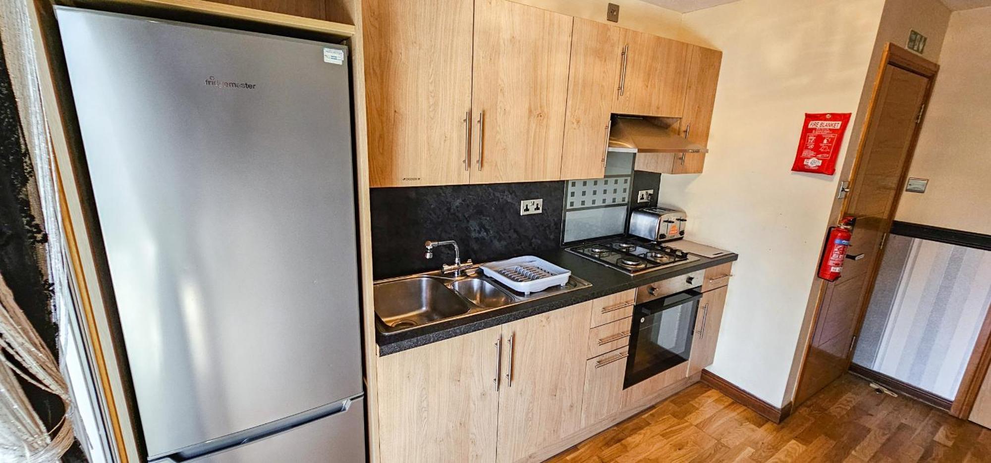 Vakantiehuis Duddingston 9 Bedroom Private House Or 9 Individual With Shared *